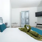 Casa Tillo קורלחו