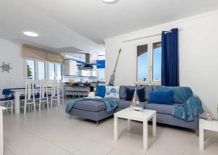 Casa Tillo קורלחו